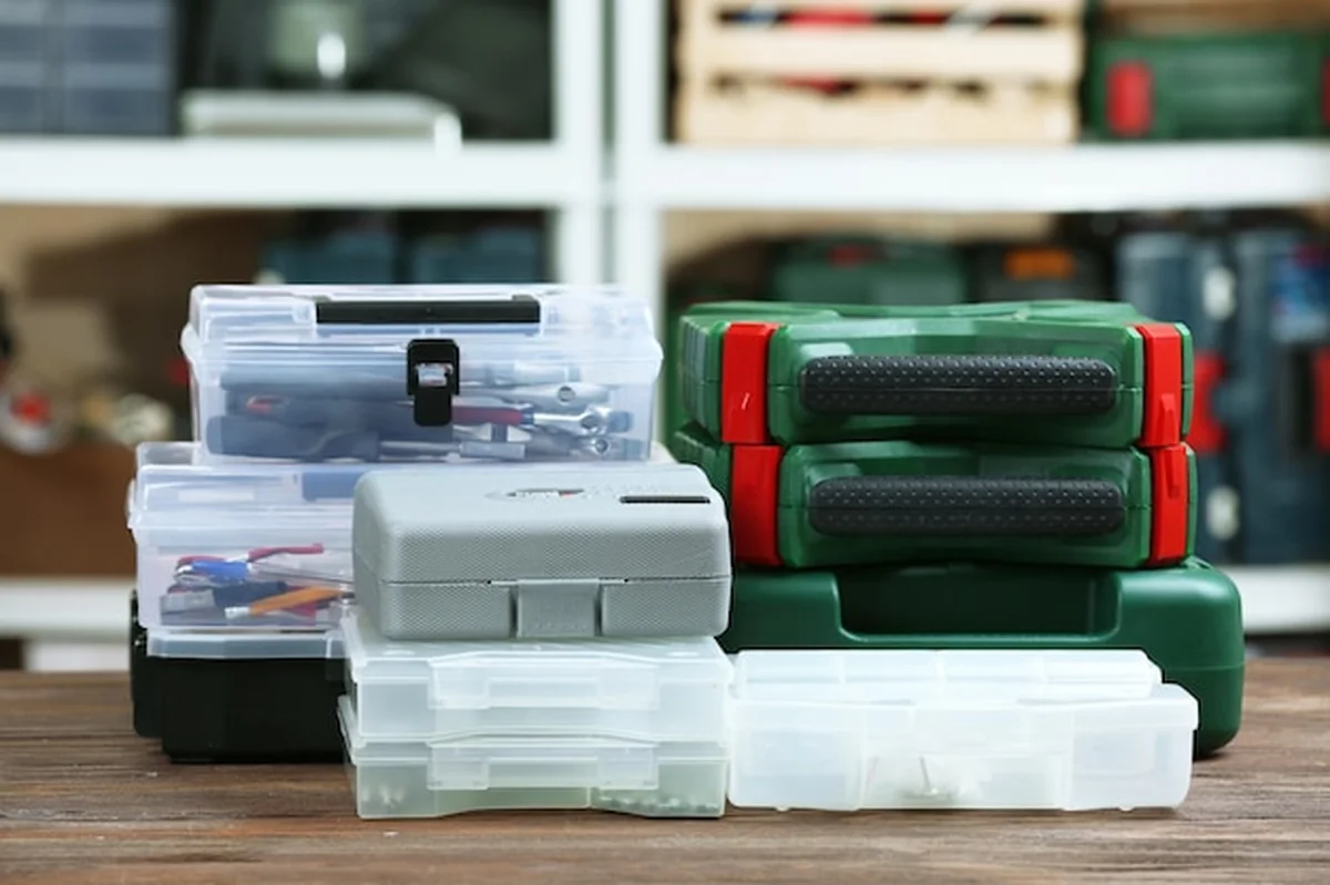 Zestaw narzędzi w warsztacie